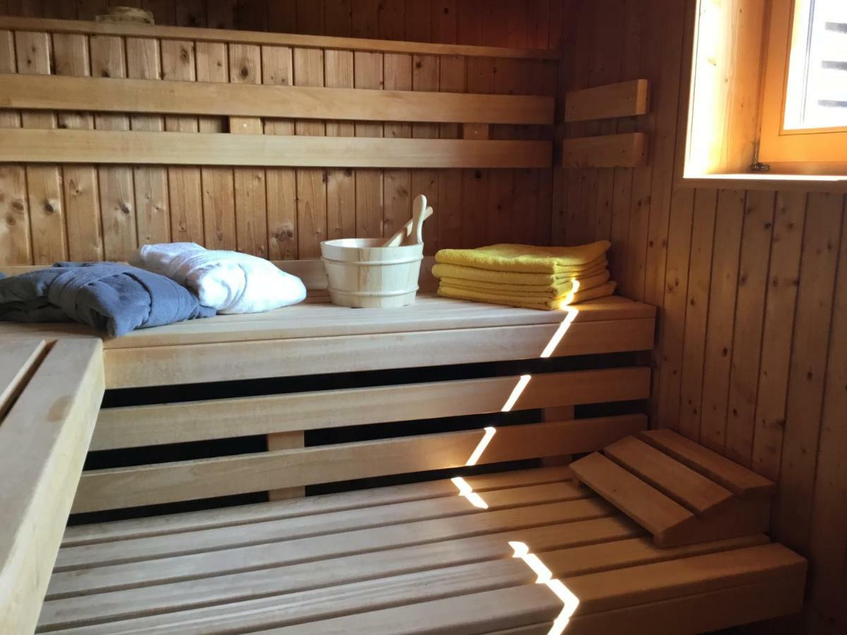 "Natur Pur" Ferienwohnung Mit Eigener Sauna Rons Exterior foto